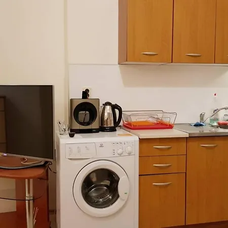 Bright And Spacious 1 Bedroom Apt With Garage. * Plovdiv